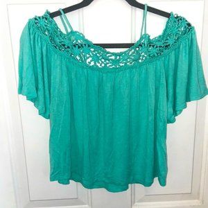 Women’s Charlotte Russe Top